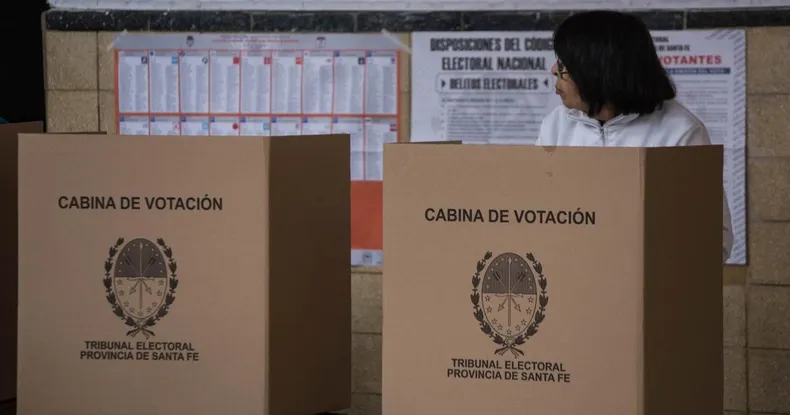santa-fe-elecciones-box-votacion-cabina