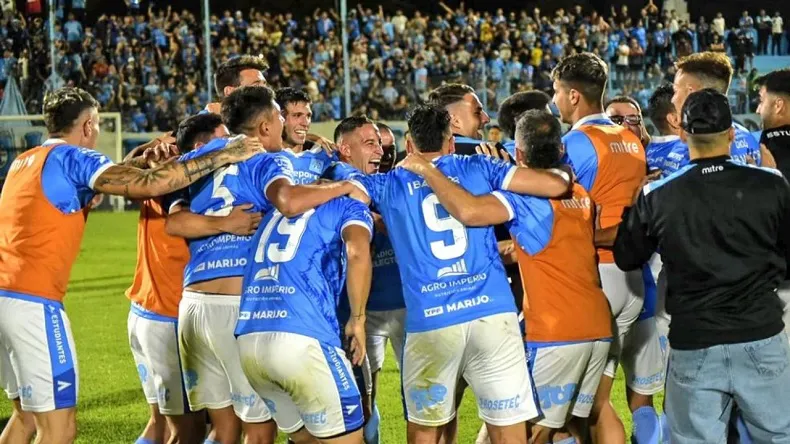 Estudiantes R IV de primera 20251130