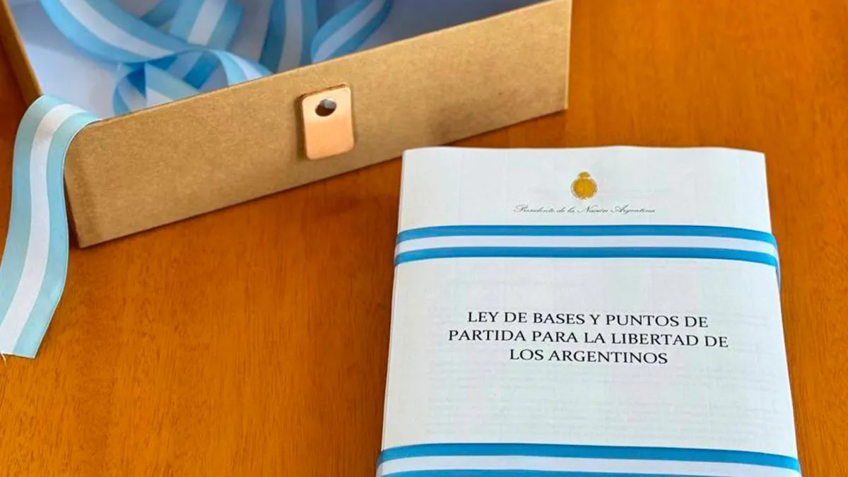 ley ombibus 1