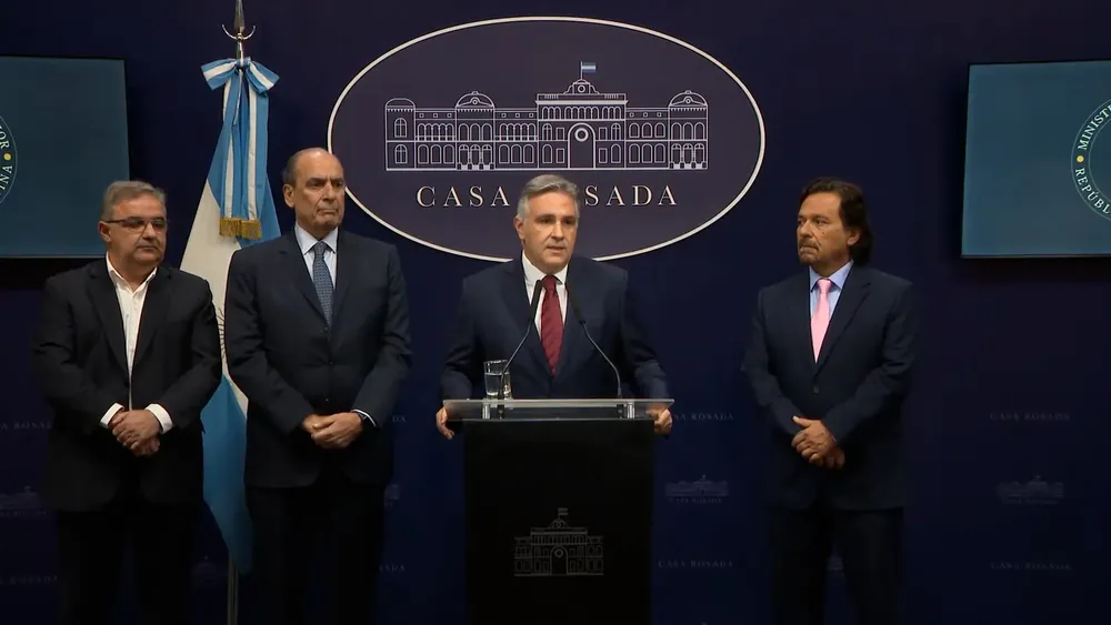 llaryora reunion milei