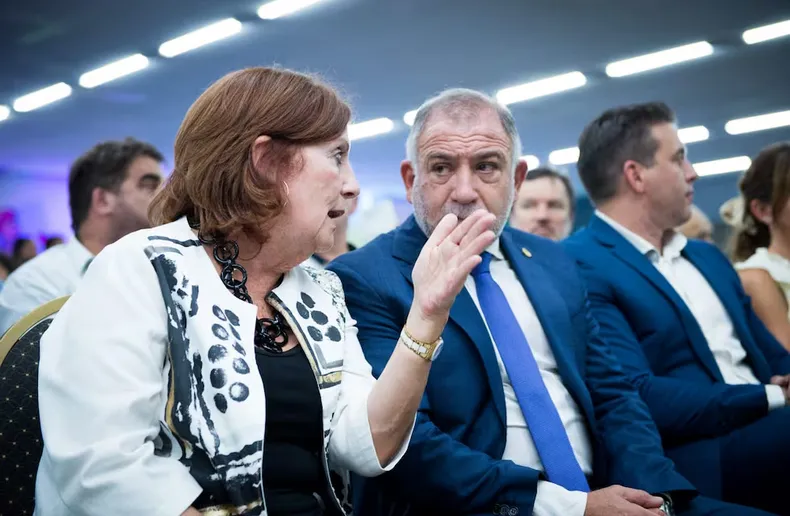 luis-juez-alejandra-vigo-foto-la-vozavif