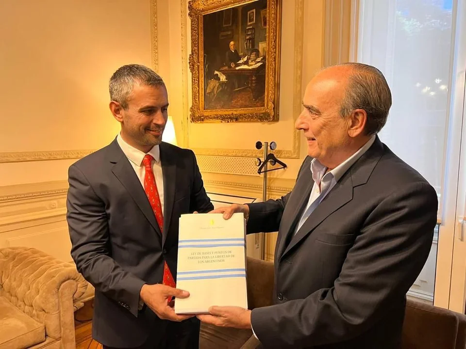 ley omnibus Foto Noticias Argentinas