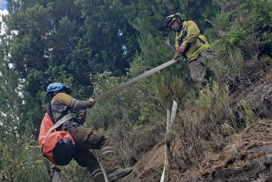 bomberos incendio los alerces Foto Gobierno de Córdoba
